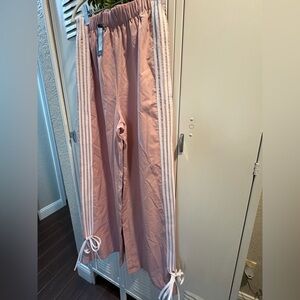 NWT Sz 8 Light Pink PrettyLittleThing Track Pants With Bow Side Detail